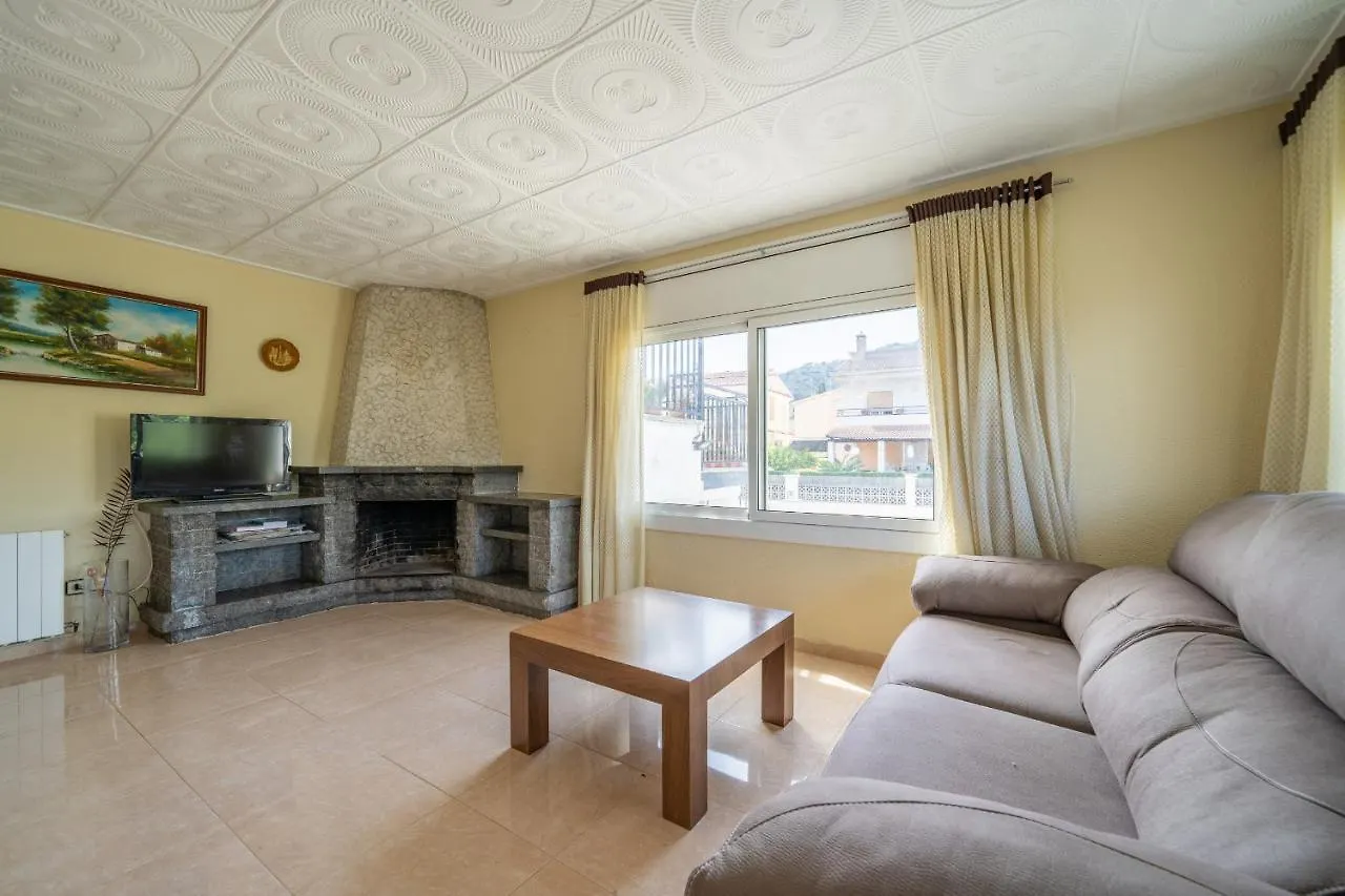Homeholidaysrentals Dona - Costa Barcelona Pineda de Mar 0*,  Spain