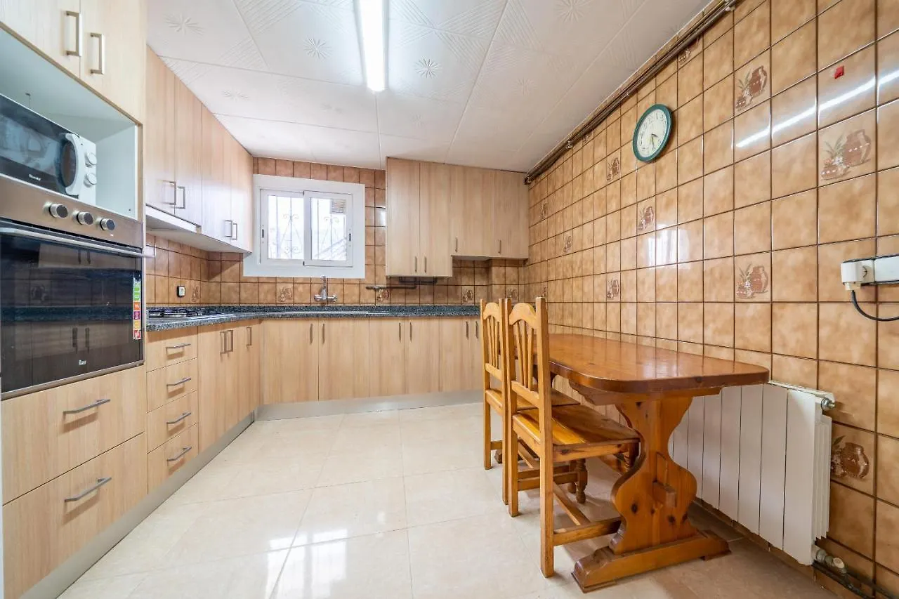 Homeholidaysrentals Dona - Costa Barcelona location