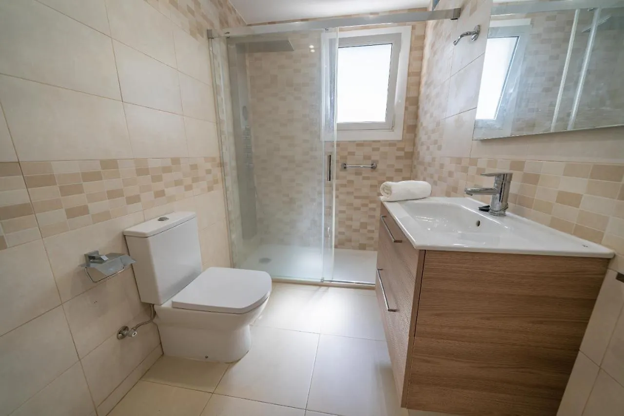 Homeholidaysrentals Dona - Costa Barcelona Pineda de Mar